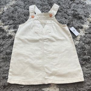 Old Navy denim jumper dress. Cream. Girls toddler Size 4T. New with tag.